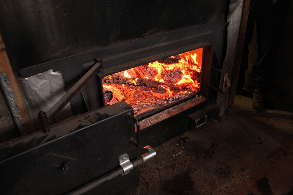 © J.N. Urbanski Wood burning furnace